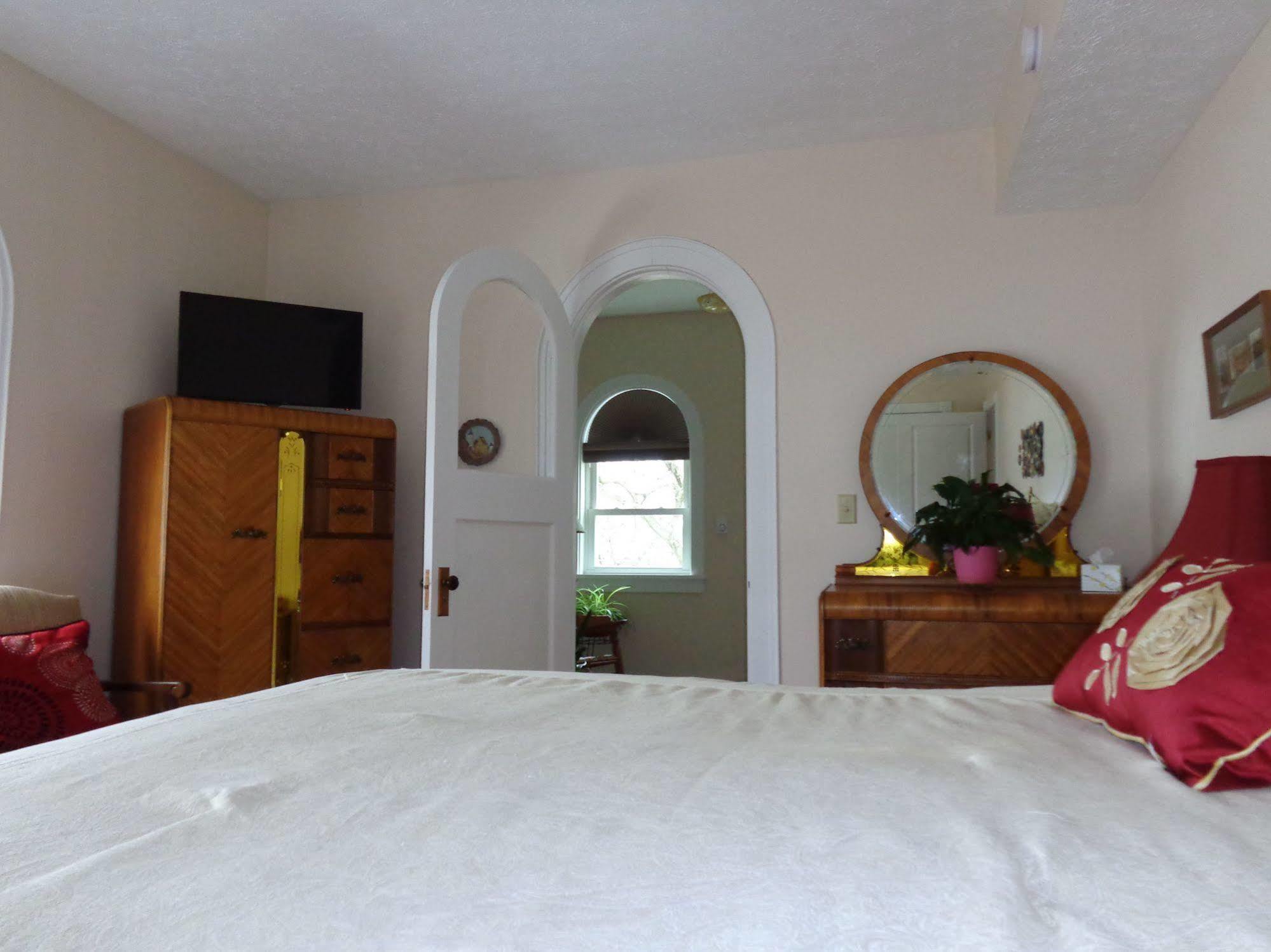 Connellsville Bed And Breakfast Exteriör bild