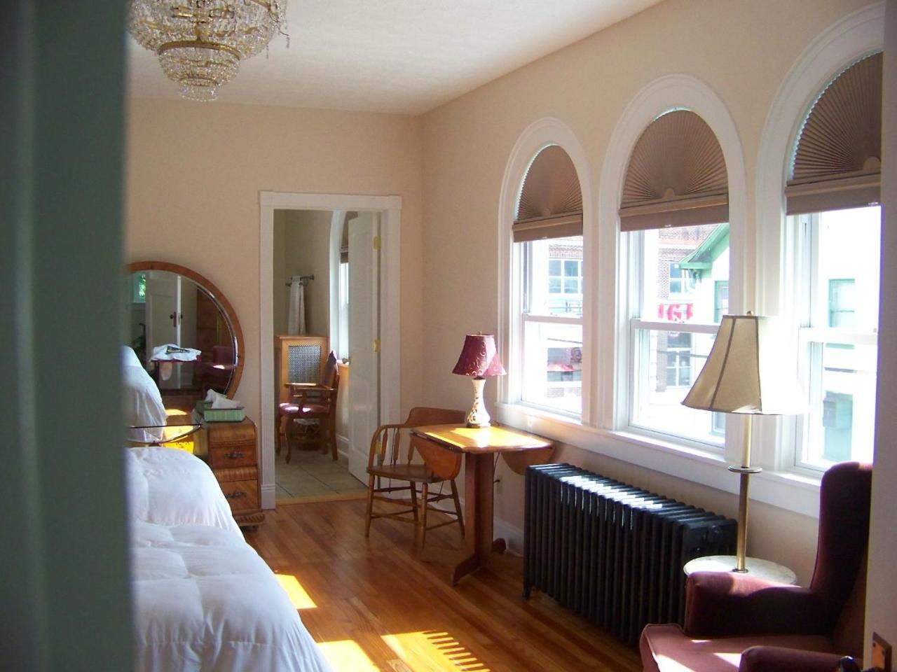 Connellsville Bed And Breakfast Exteriör bild